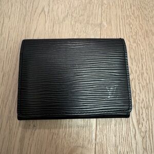 Louis Vuitton Black Epi Leather Card Holder